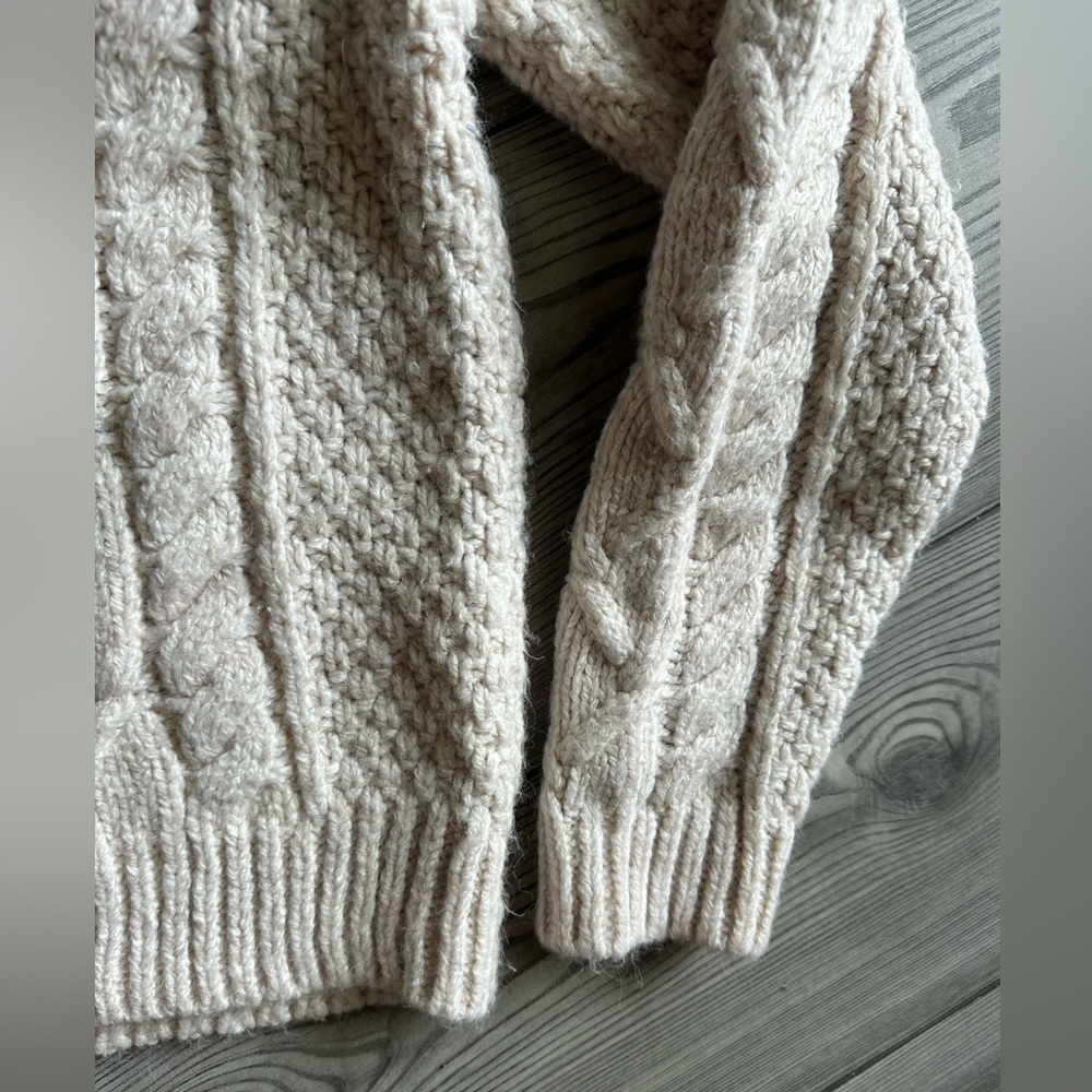 Blu Pepper Cream Cable Knit Sweater - Picture 4 of 6